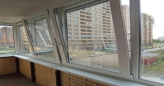 Остекление балкона Великие Луки цена от 9877 руб. м/п. за 50 часов