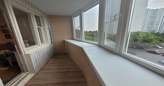 Застеклить лоджию Великие Луки цена от 9877 руб. м/п. за 50 часов
